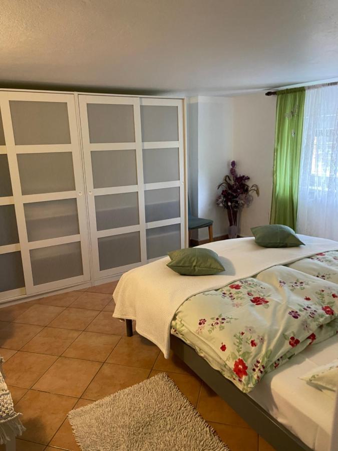 Apartment Mirana With Garden And Free Parking Zadar Exterior foto