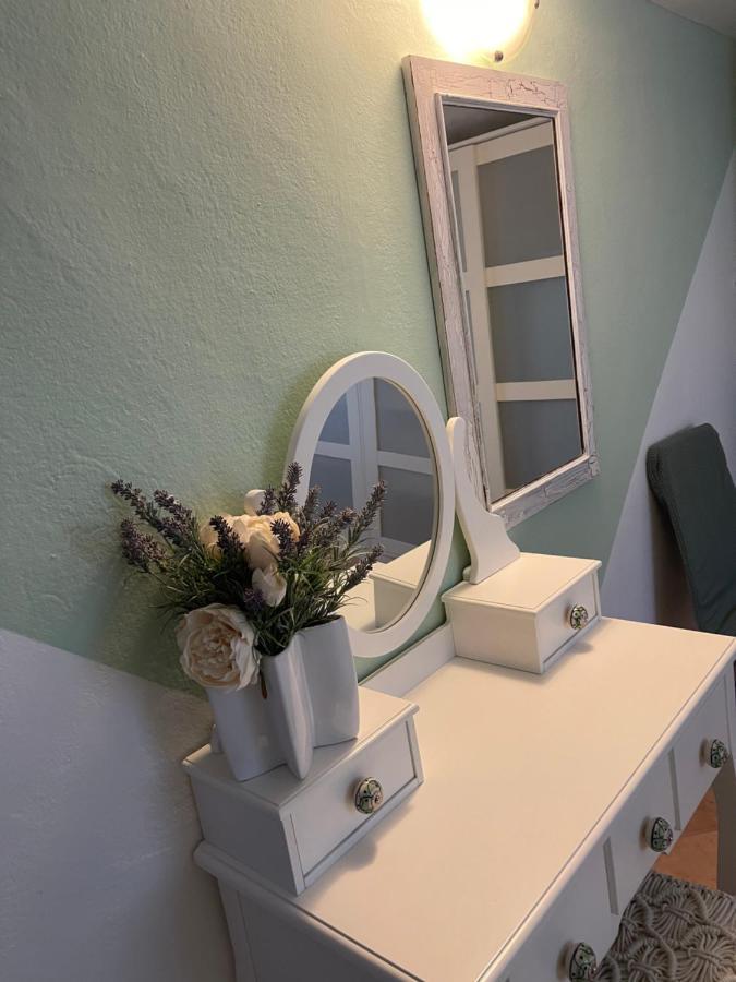 Apartment Mirana With Garden And Free Parking Zadar Exterior foto