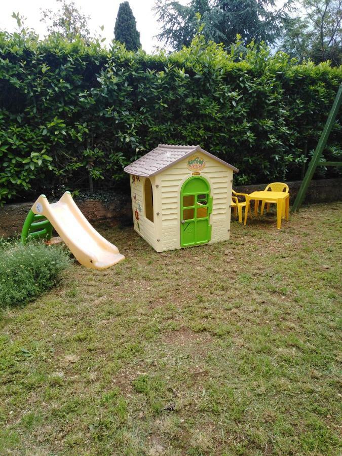 Apartment Mirana With Garden And Free Parking Zadar Exterior foto